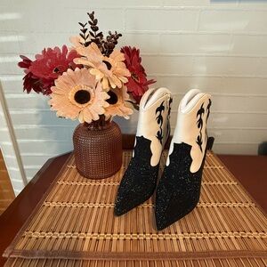 INC  Black and Cream Ankle Boots